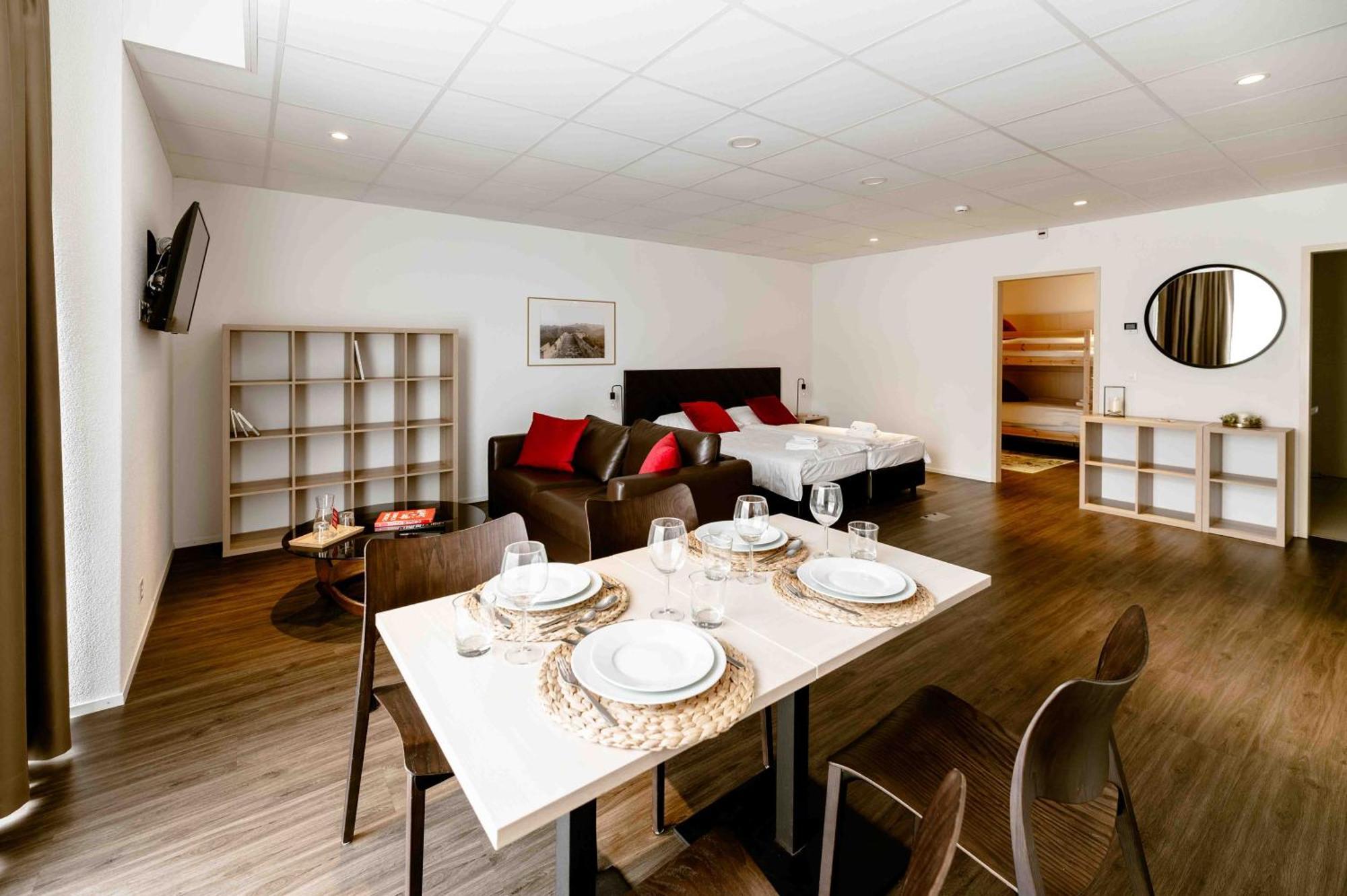 Los Lorentes Apartments Bern Airport Belp Extérieur photo