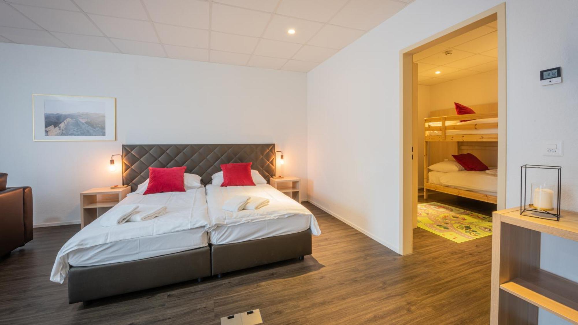 Los Lorentes Apartments Bern Airport Belp Extérieur photo